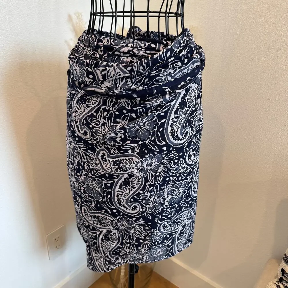 Batek-Lah Navy/White Floral Batik Print Multi-Wear Convertible Sarong Scarf NWT
